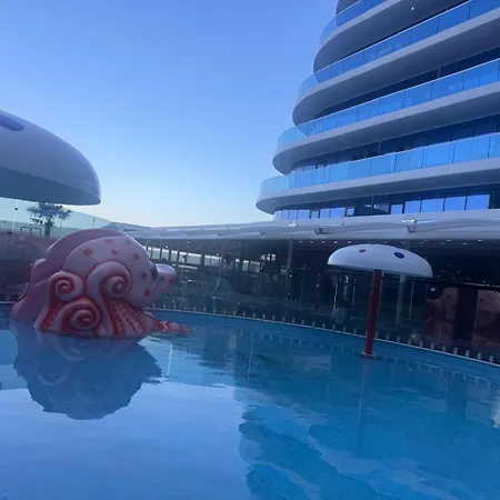 White Titanic 5 Stele