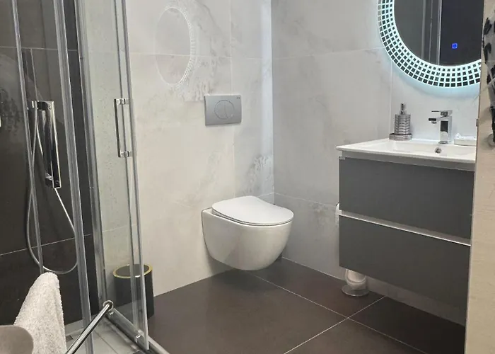 White Titanic 5 Stele Hotel Năvodari