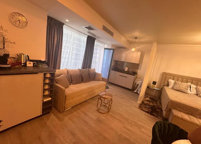 Hotel White Titanic 5 Stele