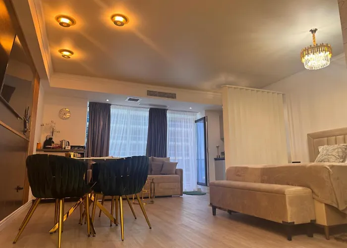 White Titanic 5 Stele 5* Năvodari