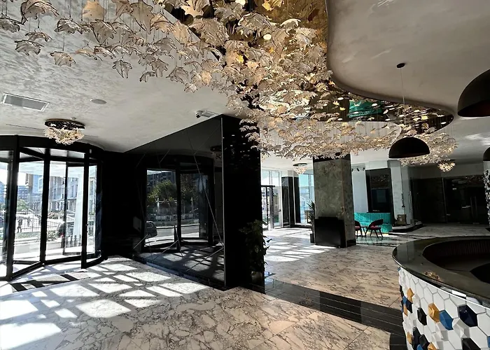 White Titanic 5 Stele Hotel 5*